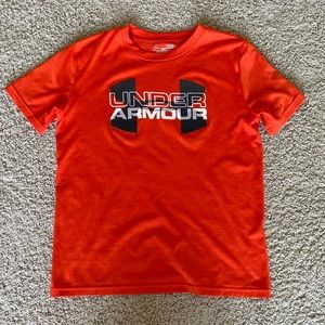 boys under armour tee